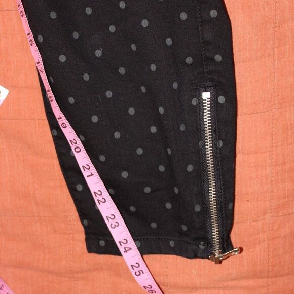 Torrid Black & Gray Polka Dots Mid Rise Zipper Leg Denim Jeans Women's Size 16R - Picture 15 of 15